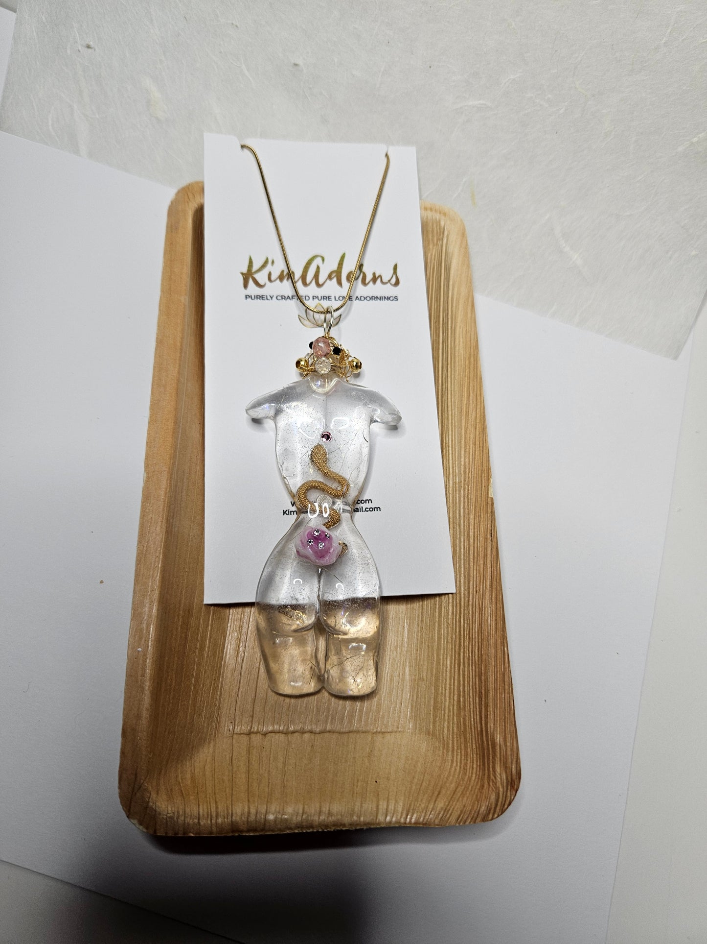 Divine feminine form pendant