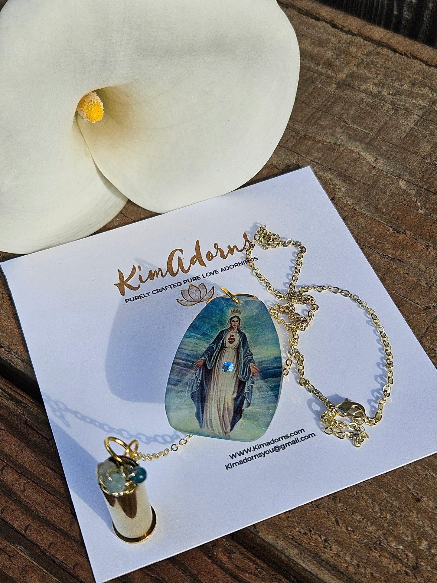 Mary. Magdalene chamber drop pendant