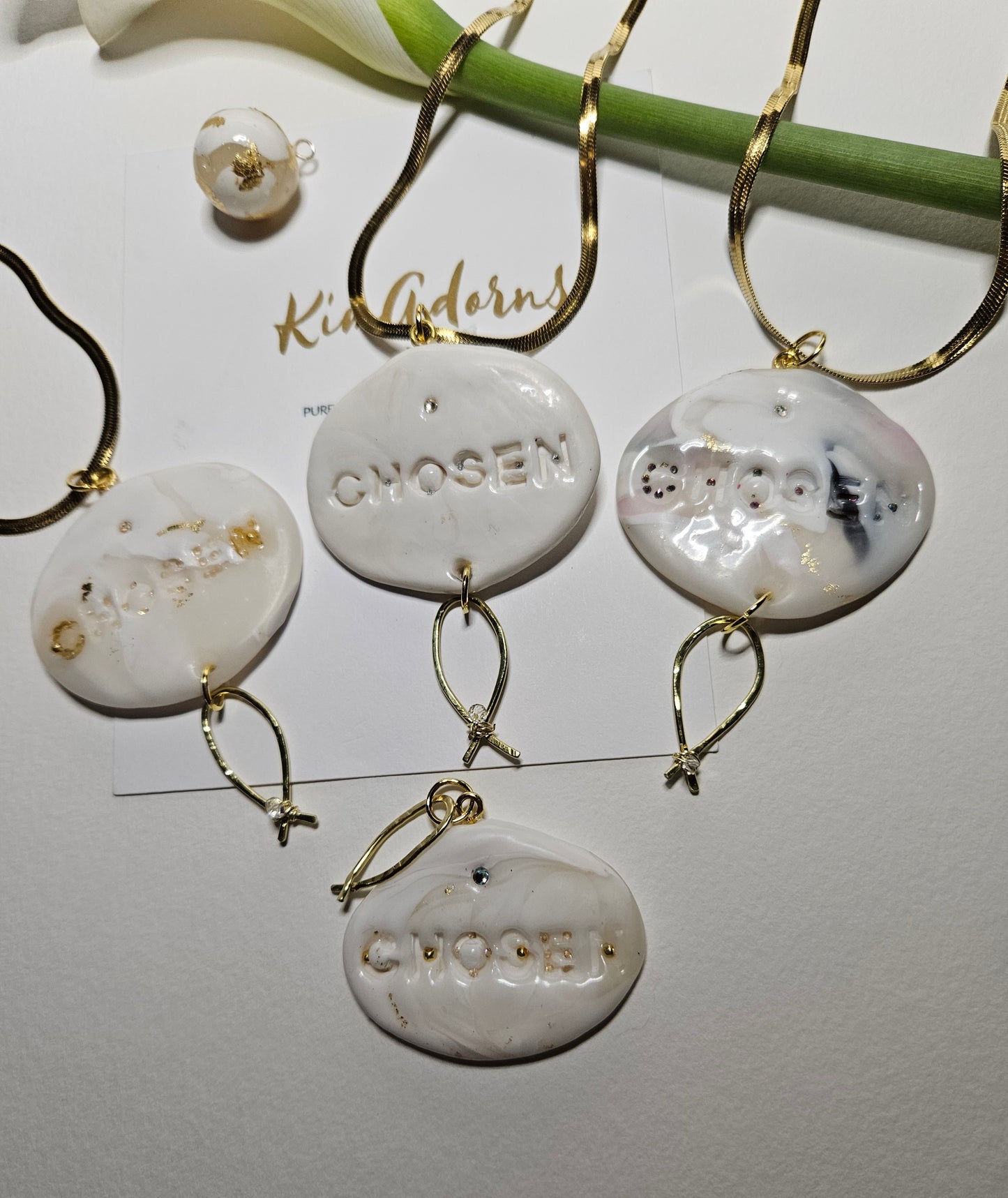 Chosen Pendant Minimal Alabaster necklace
