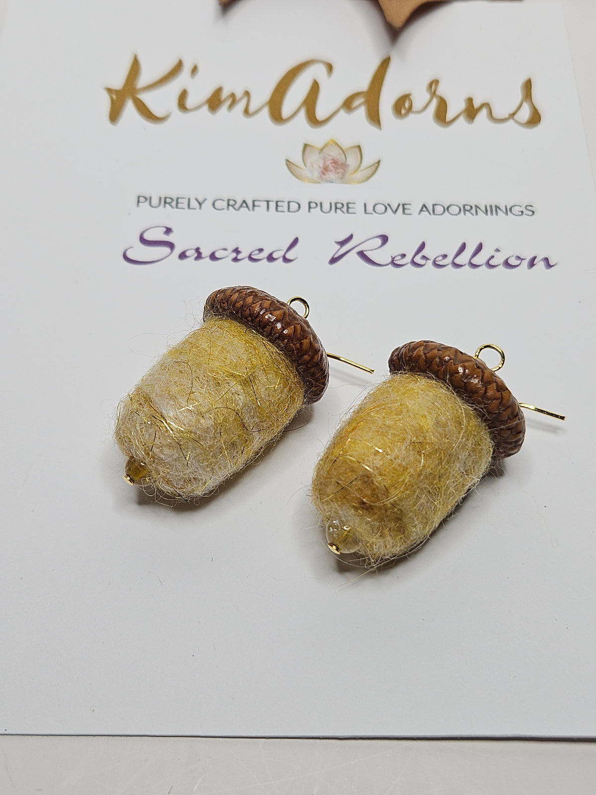 Heirloom wool acorn earrings