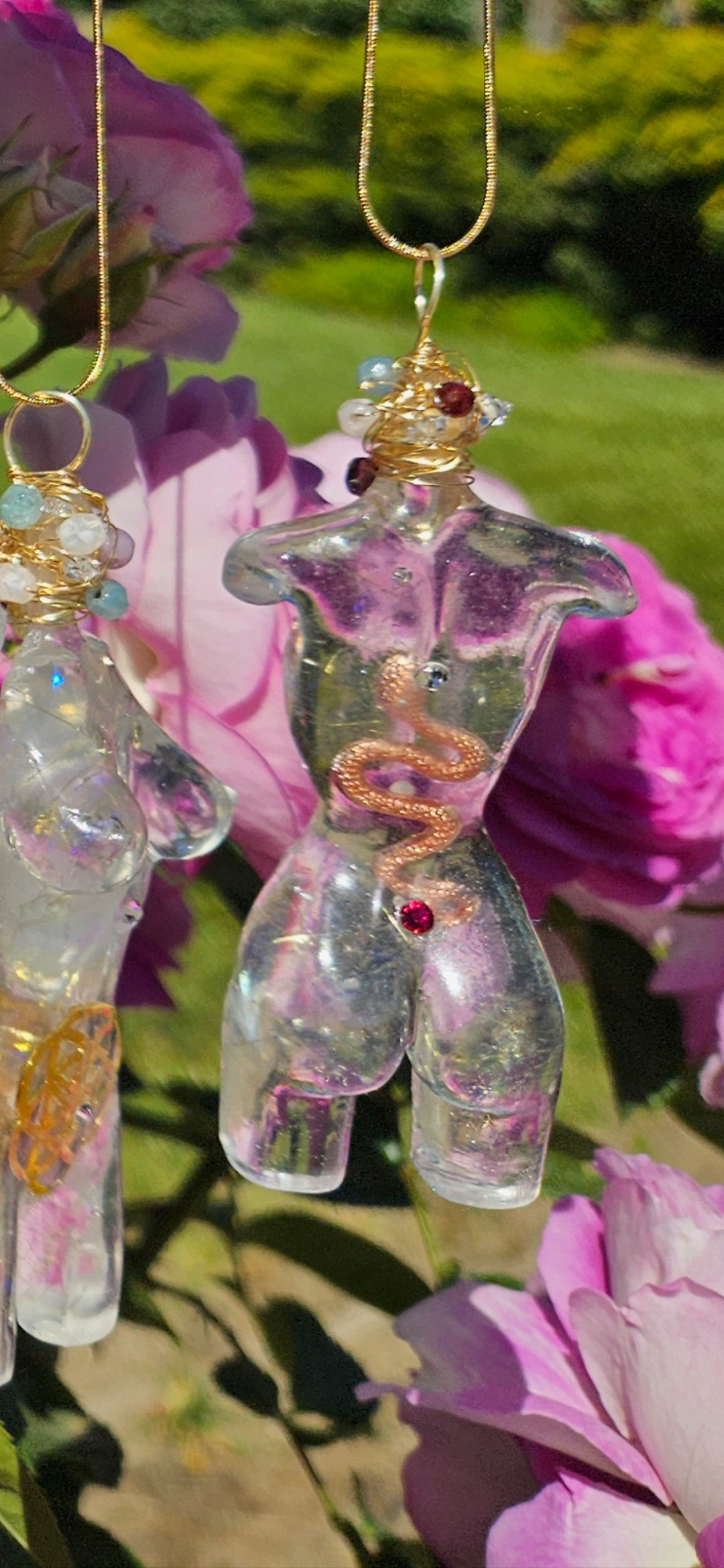 Divine feminine form pendant